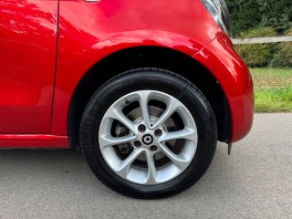 /photos/9911/0a7b807b-41e0-4faa-a77f-03dd2b20e987_i320x240.jpg