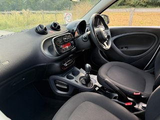 /photos/9911/43292e70-c8ac-4523-a8e6-51446360df93_i320x240.jpg