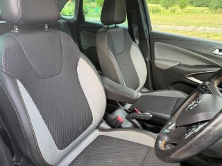 /photos/9911/c0b8d4d4-f6db-4e32-9ee7-00145bfe69a5_i320x240.jpg