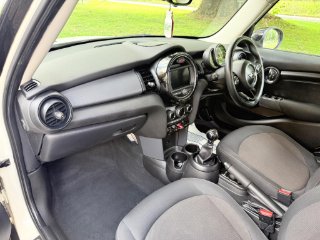 /photos/9911/c2d39411-3d95-45ff-829a-4c1256d8bc45_i320x240.jpg